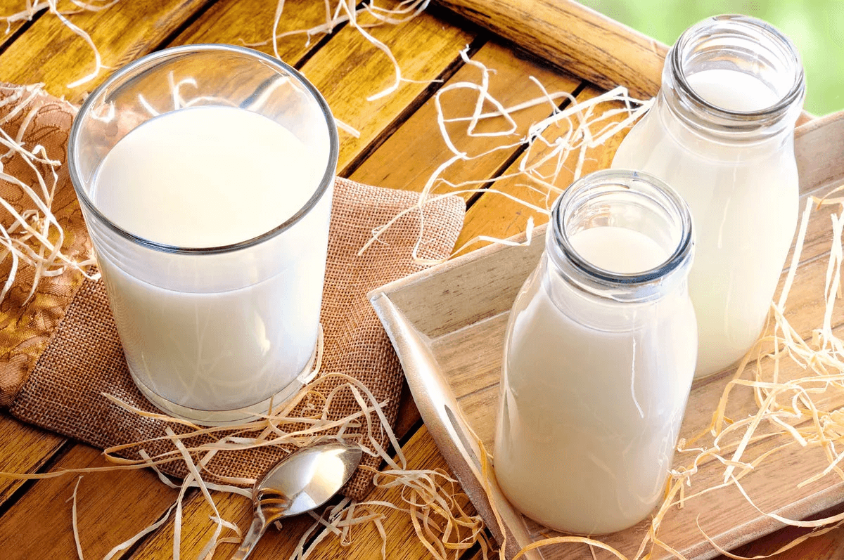 Молоко — 20 полезных и вредных молочных свойств для организма