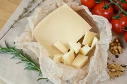 Сыр Луатокку (козий)  0.15 - 0.2 кг 3770 руб./кг